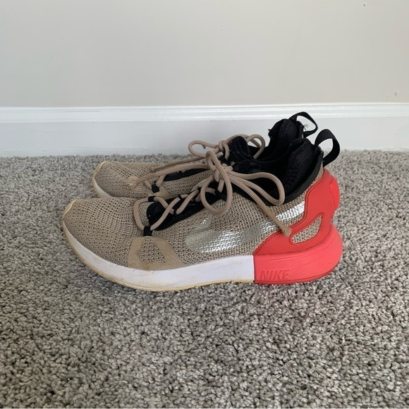 Nike Women's Duel Racer String Sneakers Size 8 - Picture 2 of 10